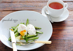aspargus with egg